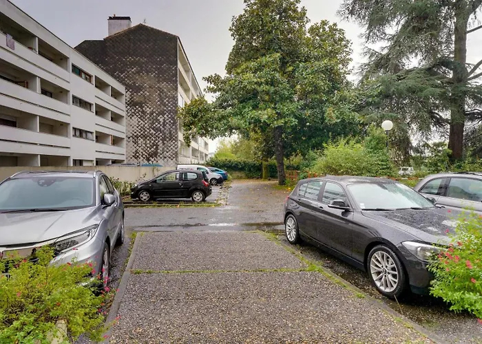 Tres A Avec Parking Bordeaux